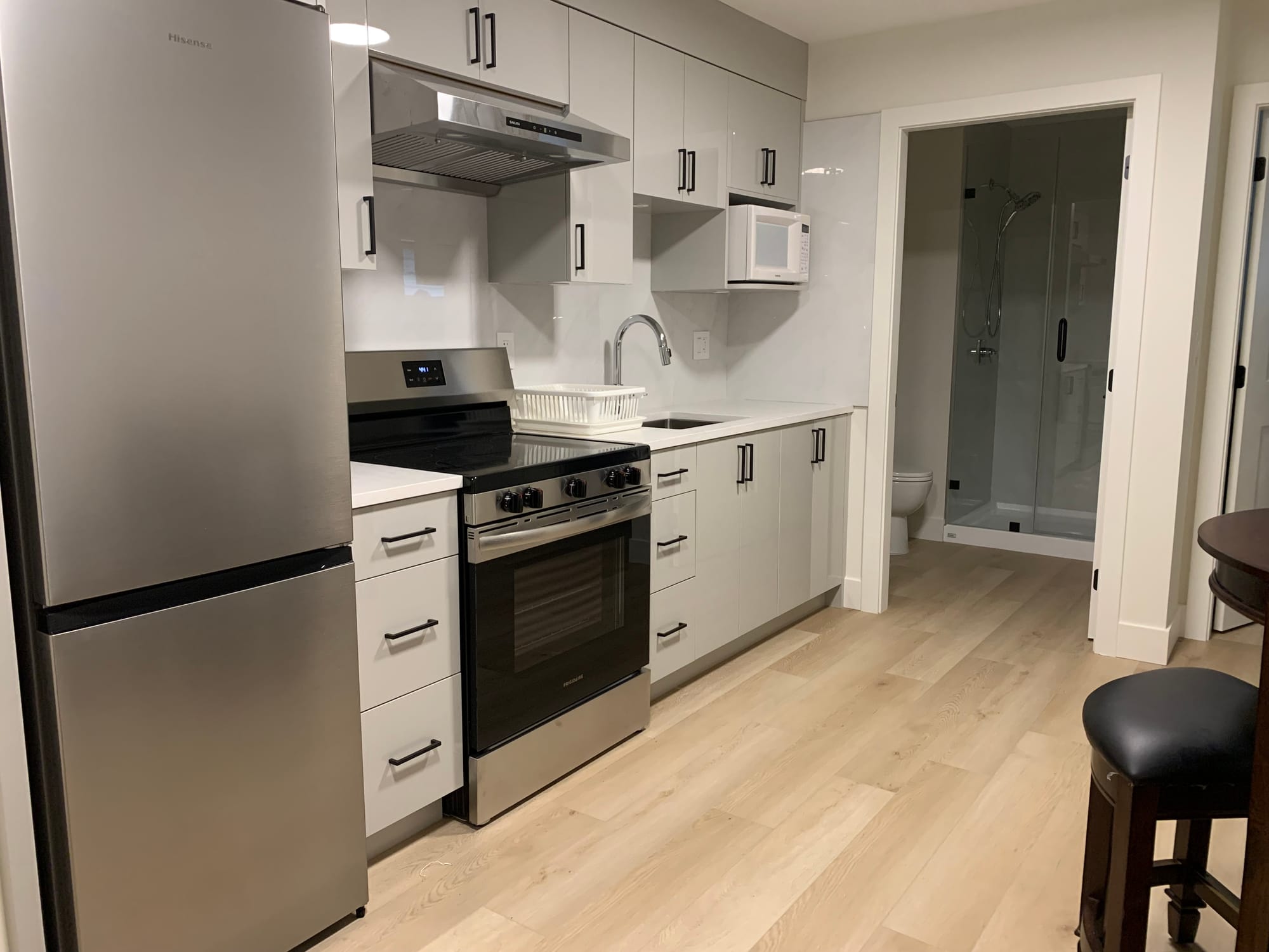 🏡 Vancouver West Side Brand NEW Basement 2bedroom 1bathroom for rent