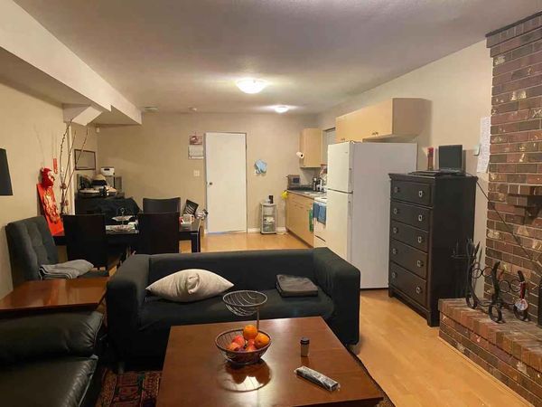 🏡 Richmond No 1 Rd by Moresby Dr 2 bed 1 bath House Lower level