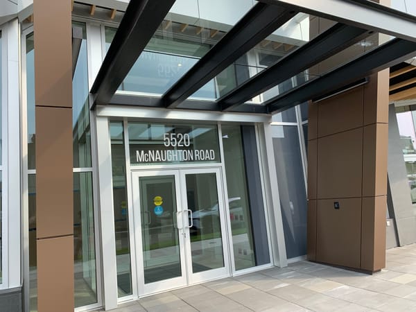 🏡 Richmond Luxe beautiful Brand NEW 1bed 1bath Condo on 10th Floor