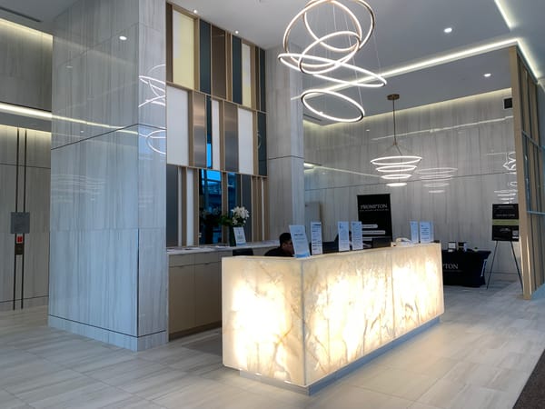 🏡 Concord Brentwood Hillside East 2 bed 2bath+Den on 16th floor for rent