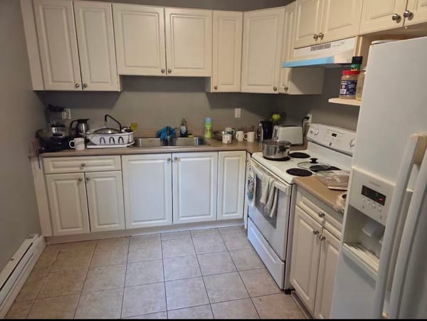 🏡 Langley Basement 210A St., by 81A Ave., 2 bed 1bath Unit